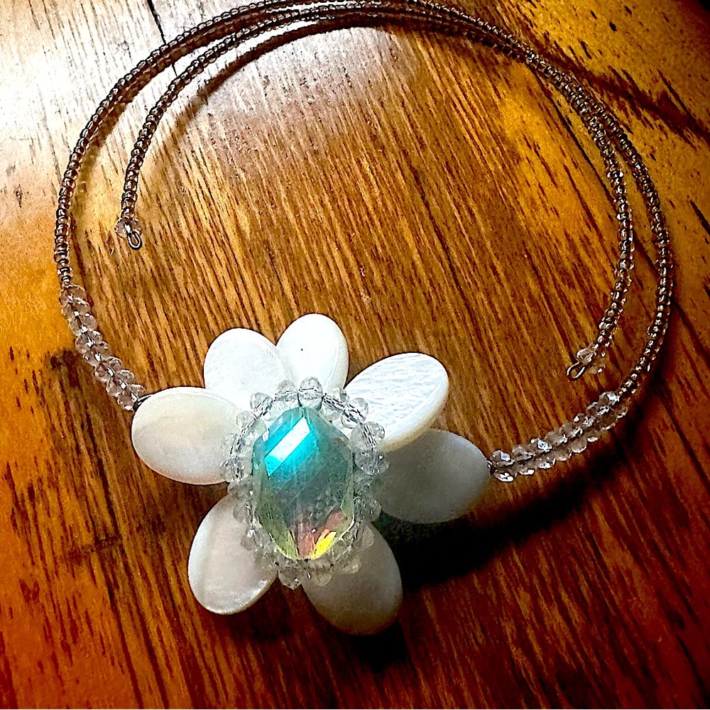 Vintage Hawaiian Mother of Pearl Coker Necklace